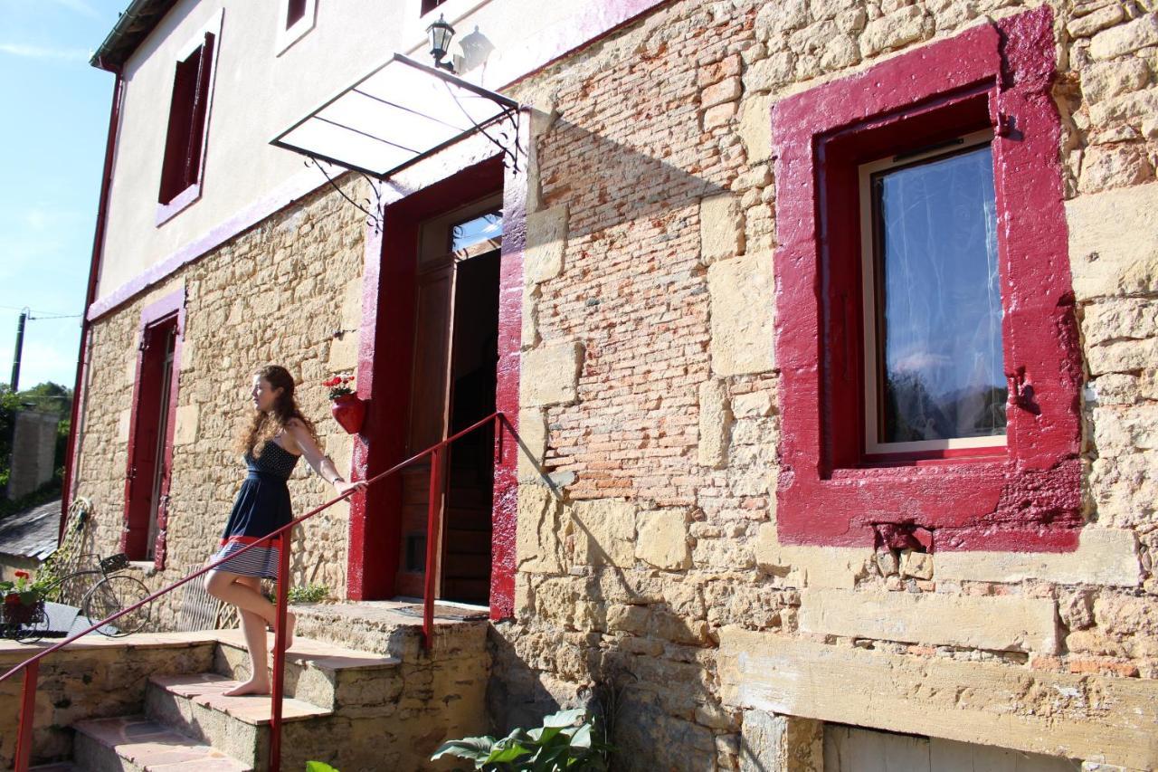 La Maison Du Bonheur Anlhiac Luaran gambar
