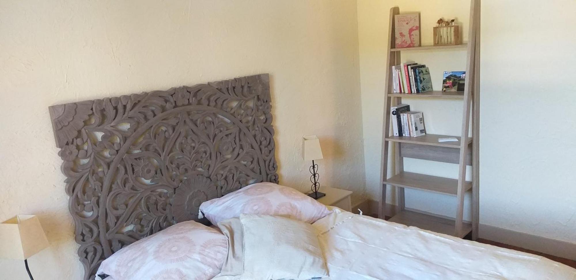 La Maison Du Bonheur Anlhiac Luaran gambar